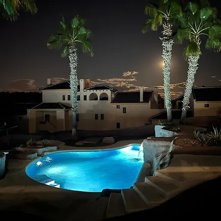 Luxurioes Apartment